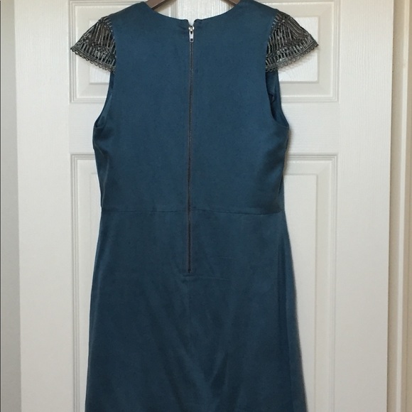 Dress - Picture 2 of 5